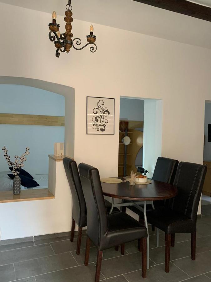Apartment Citta Vecchia Мостар Стая снимка